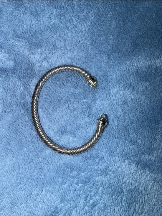 David Yurman Jewelry - David Yurman 5mm cable bracelet size M